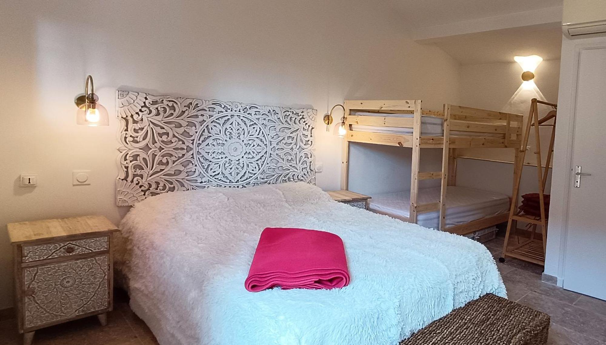 Le Clos Des Galejades Aparthotel *