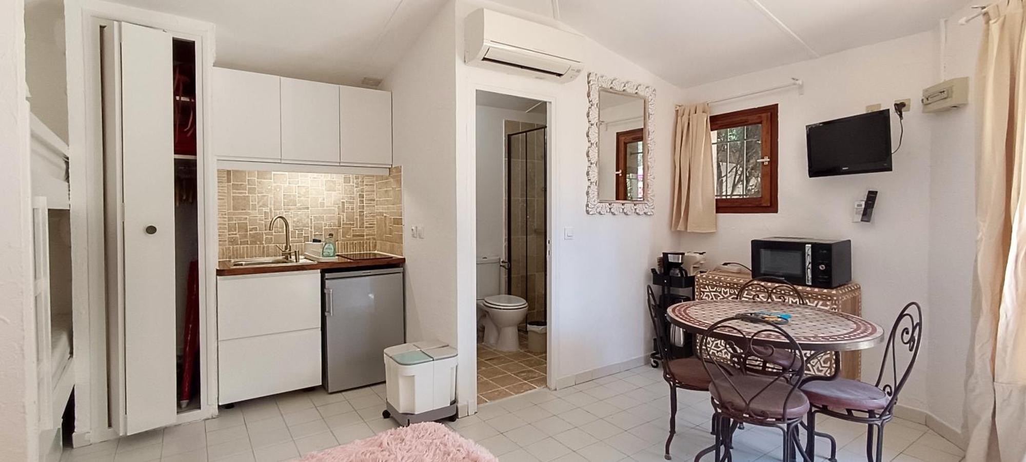Le Clos Des Galejades Aparthotel Porquerolles